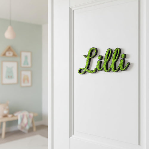 Personalisierter Moos-Schriftzug als Türschild fürs Kinderzimmer