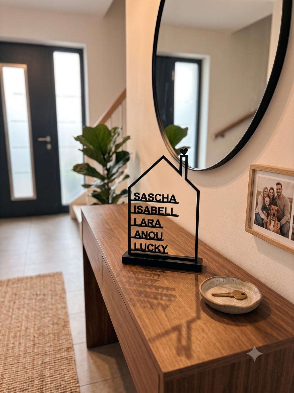 Personalisierte Haussilhouette mit Familiennamen aus 3D-Druck